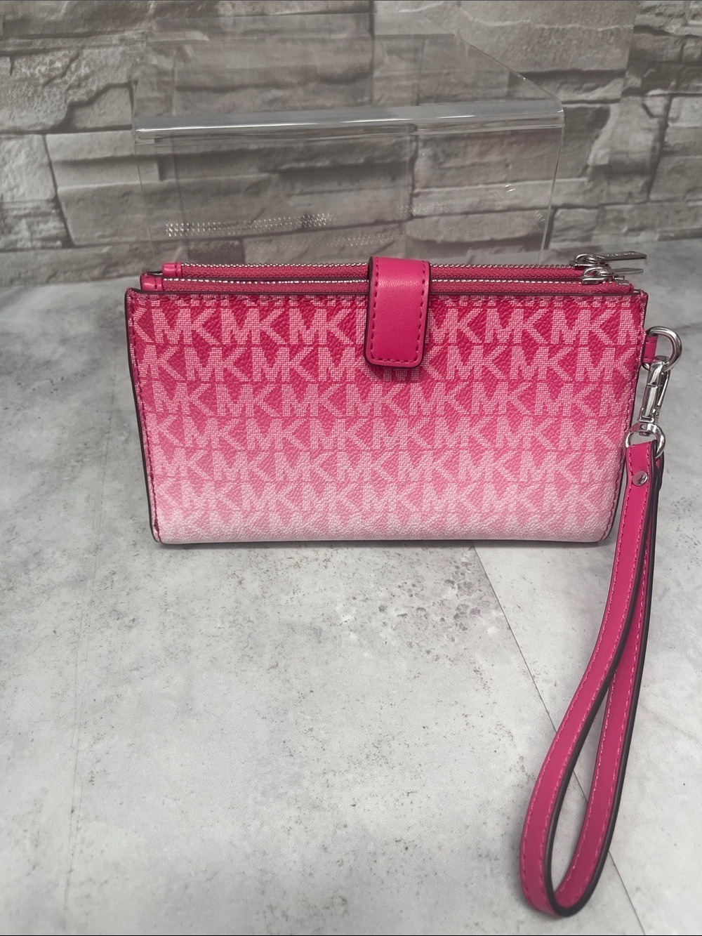 Michael Kors Mirella Medium Ombre Signature Tote & Matching Wallet Dragonfruit - Picture 9 of 11